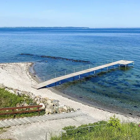 Seaside Bliss With Views - By Traum Сasa de vacaciones