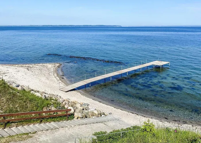 Seaside Bliss With Views - By Traum Dom wakacyjny
